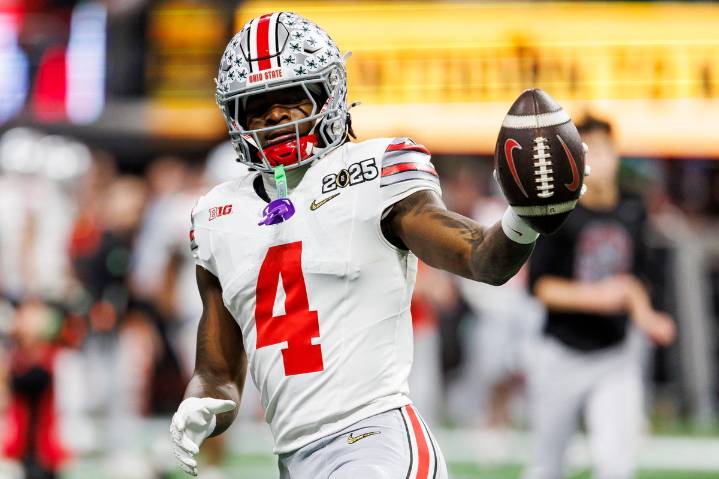 Seahawks’ OSU Great Makes Surreal Jeremiah Smith Admission: “His Ceiling is Farther..” Ohio State Buckeyes' WR Jeremiah Smith draws an interesting verdict from former OSU legend as Smith outlines reas