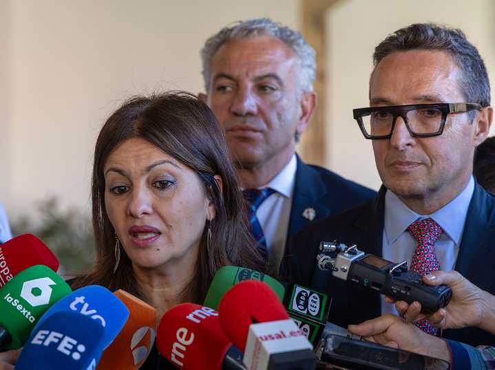 La ministra de Infancia sostiene que ya se están empezando a producir los primeros traslados de menores migrantes