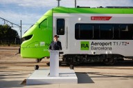 El nuevo tren que conectará el centro de Barcelona con el aeropuerto entrará en funcionamiento en finales de 2026