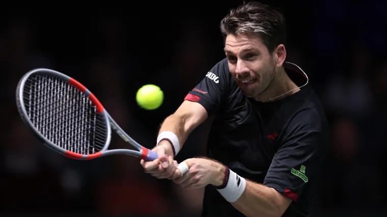 Cameron Norrie fails to build on impressive win over Carlos Alcaraz at Paris Masters