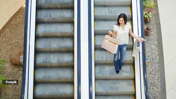 From cash to escalator handrails, 6 common items you must wash your hands after touching