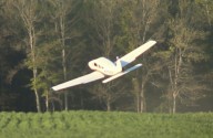 VIDEO: After emergency landing, plane refuels and takes off from Trumbull County farm