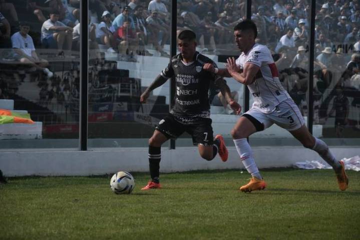 For Ever empató, está en el Reducido y en la Copa Argentina