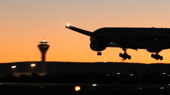 Delays at Perth Airport improve as Australian traffic climbs