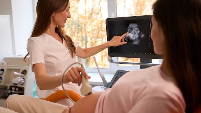 Woman thought ultrasound scan would get more likes