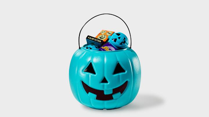 Why you’re seeing so many Teal Pumpkins this Halloween