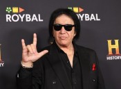 KISS rocker Gene Simmons recovering after crashing SUV