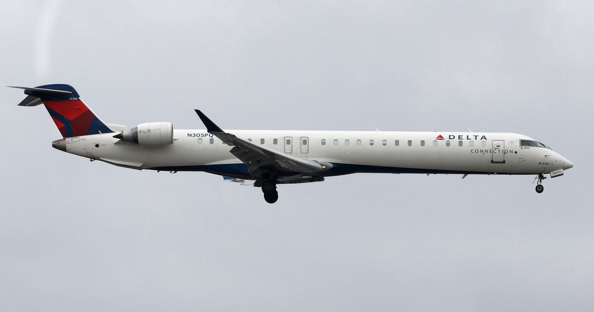 Two Delta regional jets collided on taxiway at LaGuardia Airport, one injured