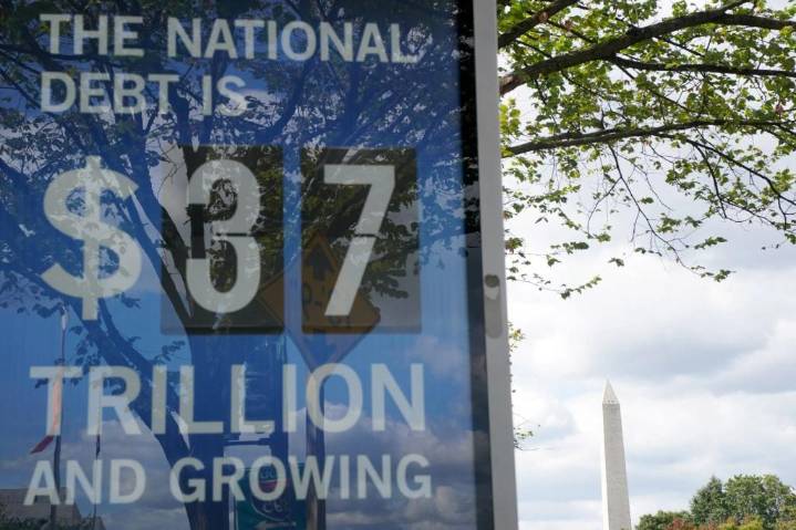 Shutdown drama avoids the REAL problem: obscene national debt
