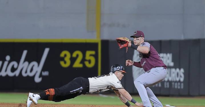 Blanquean Tomateros a Naranjeros en el primero de la serie