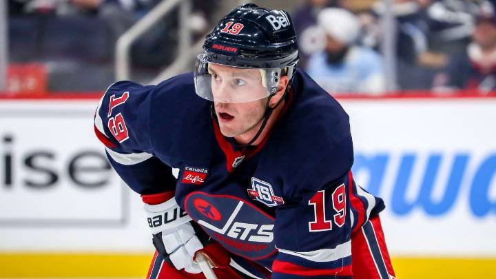 NHL On Tap: Toews to face Blackhawks for 1st time