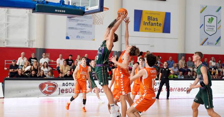 Unicaja Alhaurín de la Torre-Valencia U22: Un horrible cuarto final arruina el buen trabajo previo (82