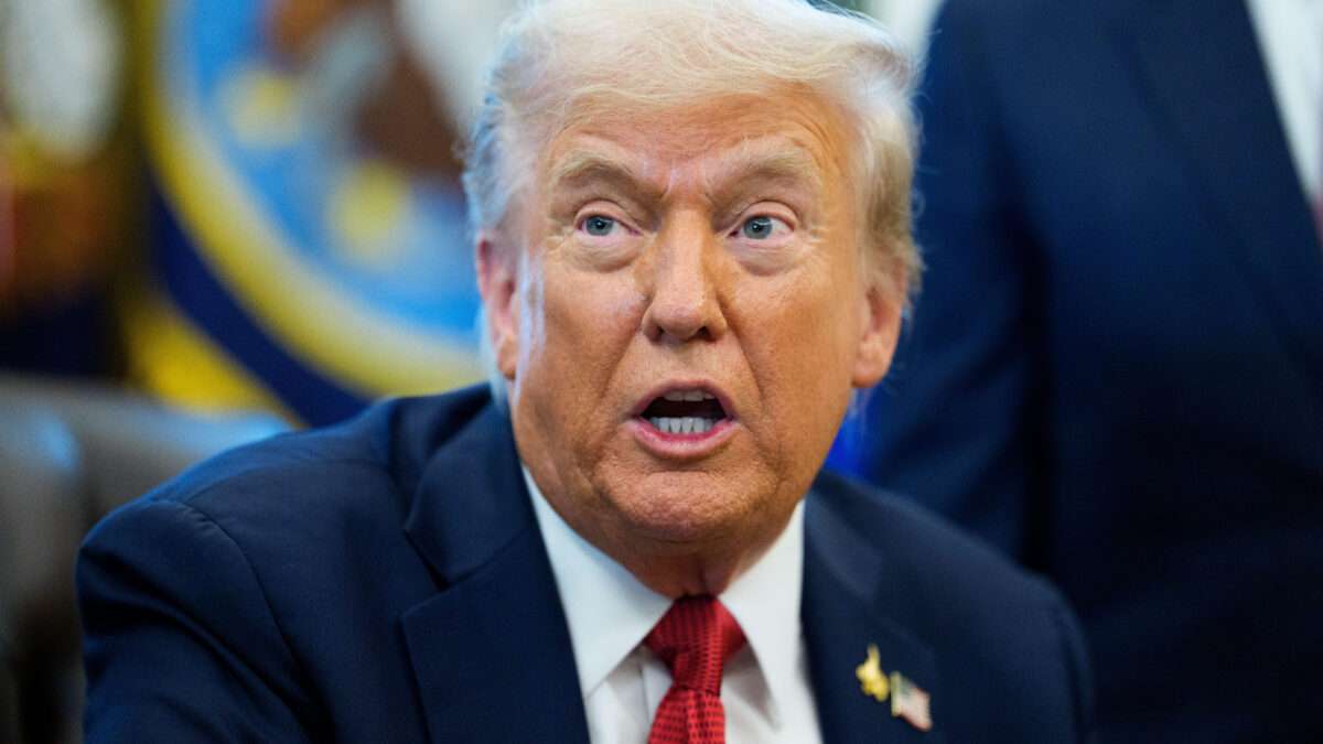 Trump Calls for Arrest of Chicago Mayor and Illinois Gov. Pritzker