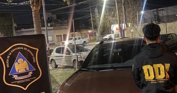 Desbarataron una banda de menores dedicada al robo de autos a mano armada: cuatro detenidos en Berazategui