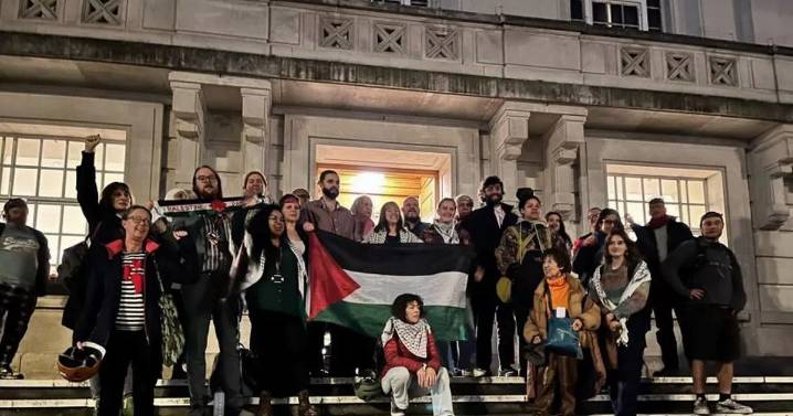 Tempers flare and heckles hurled at East London council debate over 'ties' with Israel