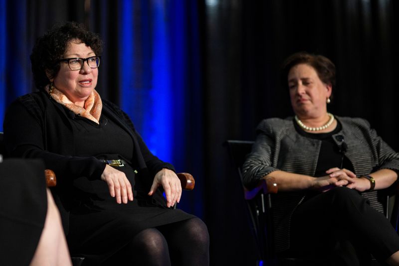 Liberal US justices decry nitrogen gas execution in spirited dissent