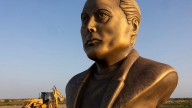 Tech Bros Are Obsessed With Statue