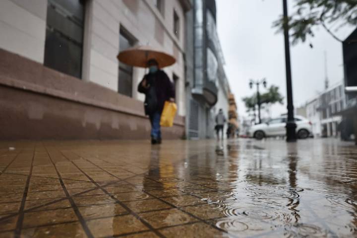 Lluvia en Santiago: esta es la cantidad de milímetros de agua que caerá esta semana en la capital