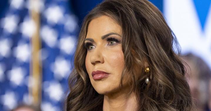 Noem visits Chicago area ICE facility as agents arrest 13, raid city neighborhoods