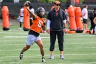 Oregon State quarterback competition heats up ahead of Washington State