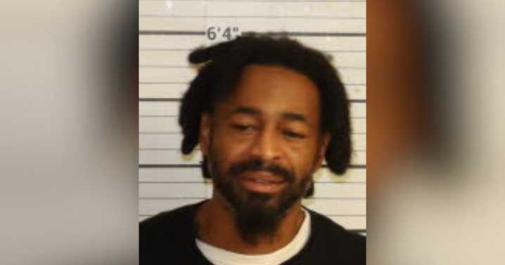 Man arrested five years after allegedly shooting girlfriend in front of her children