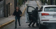 ¡Indignante! Mujer es perseguida, golpeada y arrastrada por un hombre en calles de Cuajimalpa