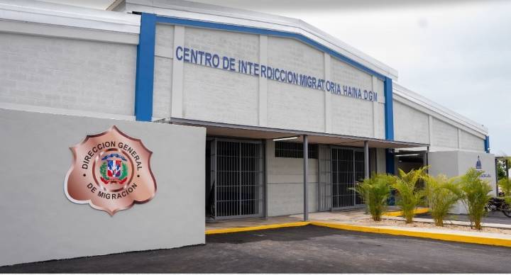 Deportan 3.500 dominicanos: EE.UU. refuerza política migratoria y aumenta las repatriaciones