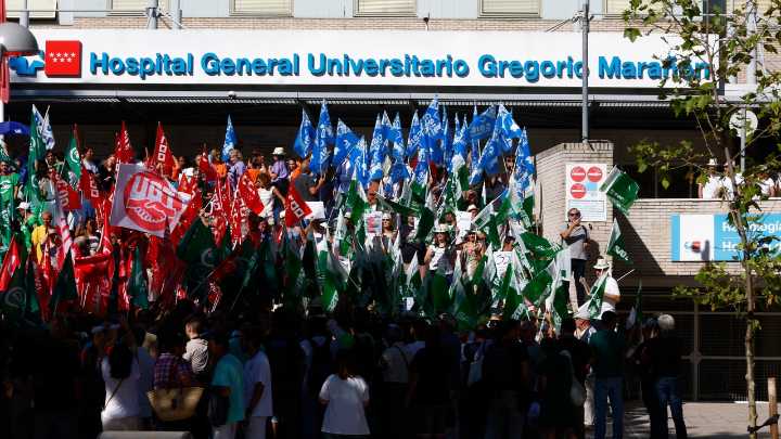Arranca una semana negra para Mónica García: manifestación hoy y huelga médica el viernes