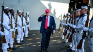 Donald Trump presiona con miles de despidos para revertir el shutdown en EEUU