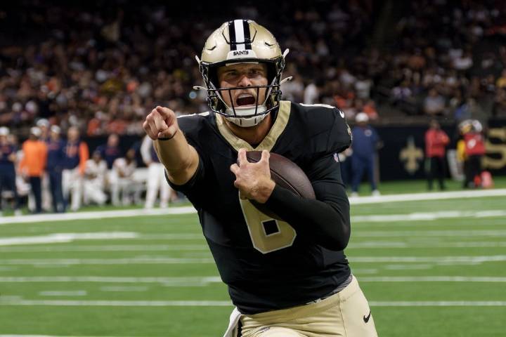 Deadspin | Reports: Saints make switch to start rookie QB Tyler Shough