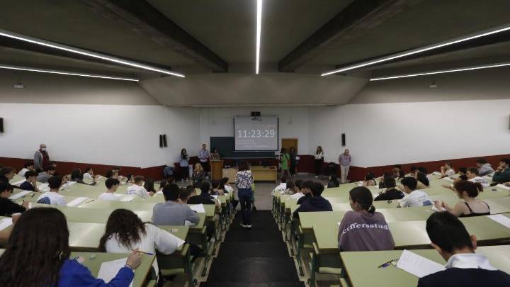 La PAU ya tiene fechas en Castilla y León para el curso académico 2025