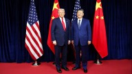 Donald Trump y Xi Jinping alcanzaron un acuerdo sobre tierras raras y reducción de aranceles