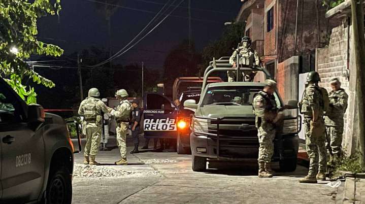Hombre es asesinado a balazos afuera de una tienda en la colonia Alta Palmira