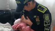Bebé recién nacida fue rescatada en la Terminal del Salitre; una patrullera la amamantó de urgencia