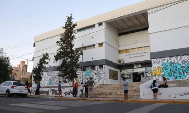 Rige la ley que prohíbe cortar la luz, gas y agua a hospitales, escuelas y clubes