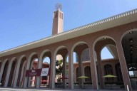 Trump issues dark new scheme to extort colleges