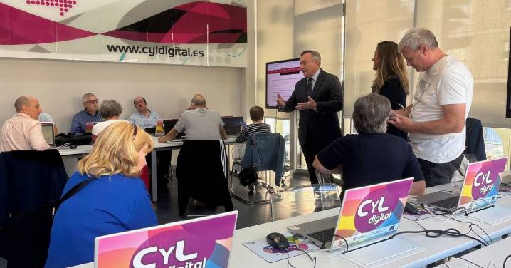 Impulsados talleres para facilitar la solicitud online de la Tarjeta Buscyl
