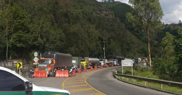 Cundinamarca alerta por aumento del 30% en alimentos tras un mes del cierre de la vía al LLano