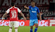 Millonarios se queda con 10 en el clásico tras expulsión de Victoria