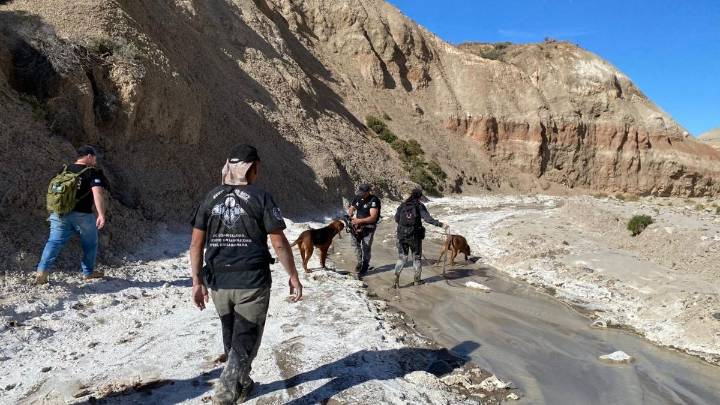 Buscan con drones y perros a la pareja desaparecida