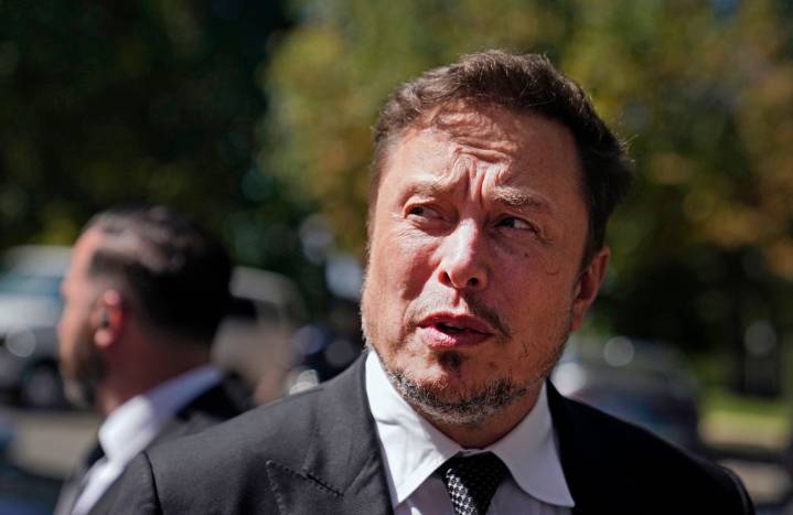 Elon Musk Faces Fresh Blow as Glass Lewis Urges Vote Against $1 Trillion Tesla Pay Package