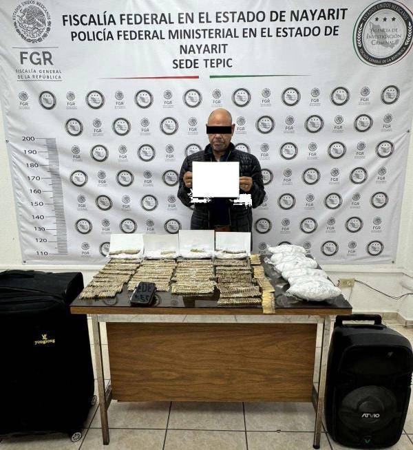 Sentencia FGR a sujeto por posesión de cartuchos y transporte de metanfetamina