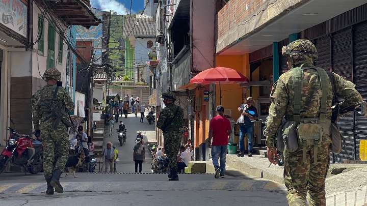 Personero de Briceño, Antioquia, interpone tutela para que gobierno Petro atienda con urgencia a más de 2.100 desplazados