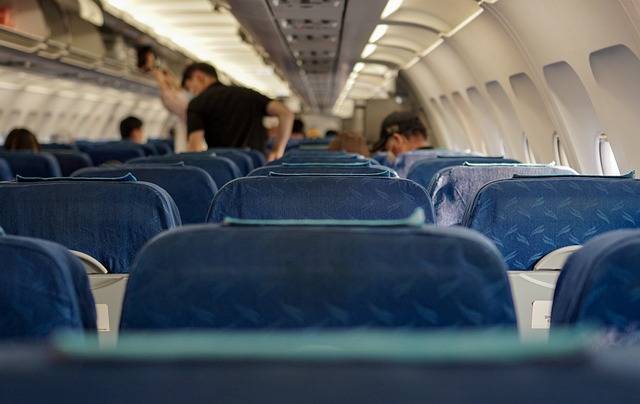 LATAM enfrenta posible huelga de pilotos mientras reporta ganancias históricas