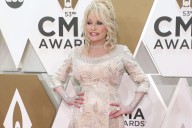 Preocupación mundial por el complejo estado de Dolly Parton: pidieron rezar por ella