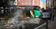 La Ertzaintza detiene a 19 personas por unos incidentes en una manifestación de Falange Española en Vitoria