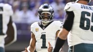 Jalen Hurts' third TD has Eagles holding a 28