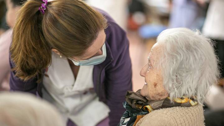 Cataluña encabeza la lista de espera en dependencia del país con más de 81.000 personas