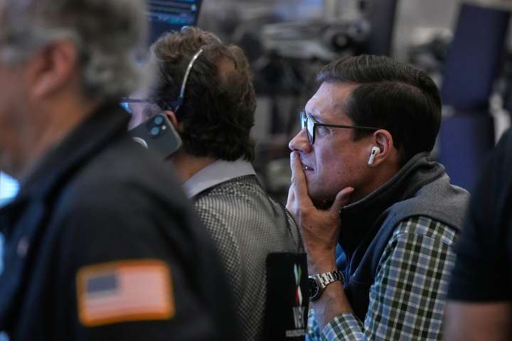 US stocks rise toward records as Wall Street awaits Fed decision