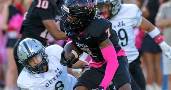 Coppell's district win streak snapped in loss to Guyer